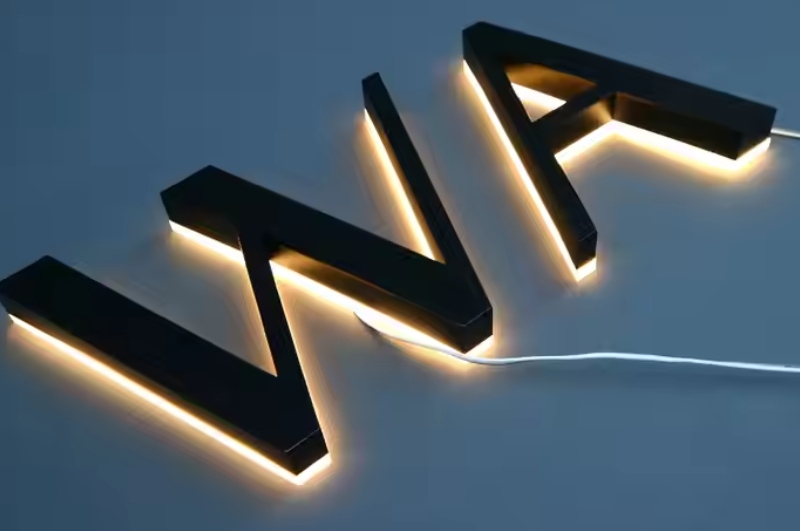 Fabricantes-de-Letras-y-Letreros-en-Acero-Inoxidable