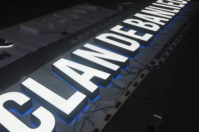 Letreros Luminosos Publicitarios